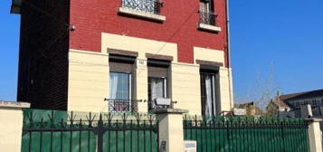 Maison  à vendre, 5 pièces, 3 chambres, 117 m²