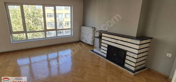 MİTHATPAŞA CADDESİNDE 4+1 SATILIK DAİRE