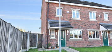 4 bed semi-detached house for sale