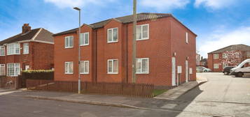 Flat for sale in Cliff Avenue, Loughborough, Leicestershire LE11