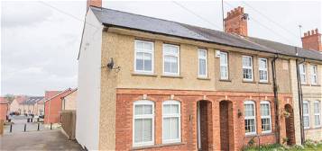 End terrace house to rent in Finedon Road, Irthlingborough, Wellingborough NN9