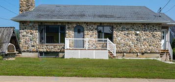 3346 Ch. des Coudriers, L'Isle-aux-Coudres, Quebec