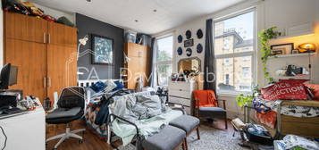 Maisonette to rent in Highbury Park, Highbury, London N5