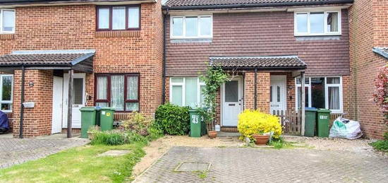 Terraced house to rent in Shelley Drive, Broadbridge Heath, Horsham RH12