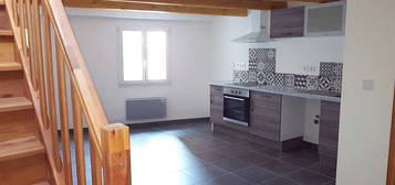 Maison de village  à louer, 2 pièces, 1 chambre, 47 m²