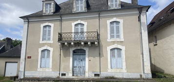 MAISON DE MAITRE A RENOVER