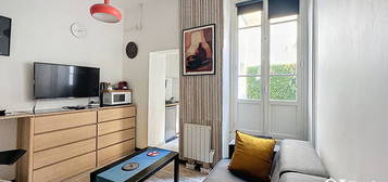 STUDIO PARIS 11 AVEC TERRASSE 24m²