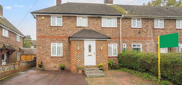 4 bed semi-detached house for sale