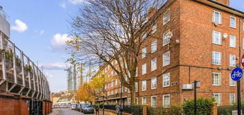 Flat to rent in Kennington Oval, London SE11