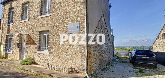 MAISON DIVISEE EN 2 APPARTEMENTS - PLEINE VUE MONT ST MICHEL