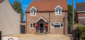 5 bed detached house for sale