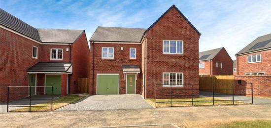 4 bedroom detached house to rent