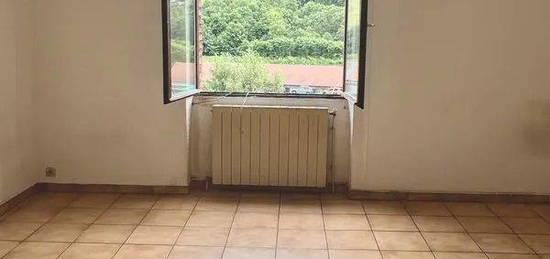 Appartement  à louer, 4 pièces, 3 chambres, 105 m²