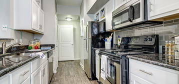 Milano Apartments, Houston, TX 77077