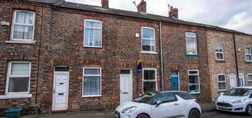 2 bedroom terraced house