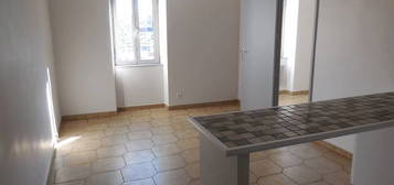 Location appartement 1 pièce 27 m²