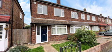 3 bed end terrace house to rent