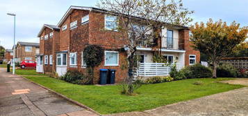 1 bedroom ground floor flat for sale