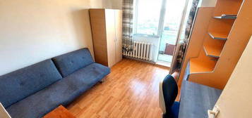 Apartament 2 camere, decomandat, zona strazii Primaverii