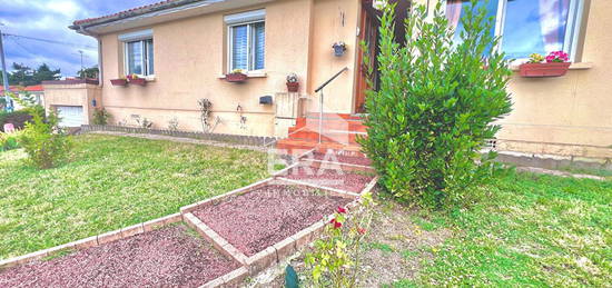 Maison de plain pied, 4 pièces, à Saint Jean De La Ruelle, surface au sol de 100 m2