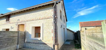 Maison  à louer, 3 pièces, 2 chambres, 52 m²