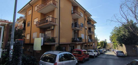 Trilocale in vendita in via Castro Partico, 6