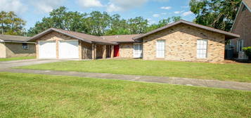 1221 Fig St, Morgan City, LA 70380