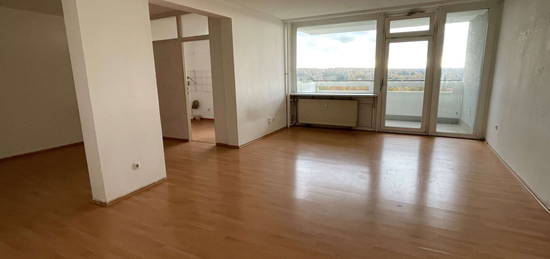 Großzügige helle 3-Zimmerwohnung mit Balkon