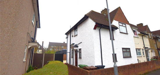 End terrace house for sale in Stevens Road, Dagenham RM8