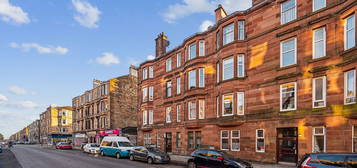 Flat to rent in Calder Street, Govanhill, Glasgow G42