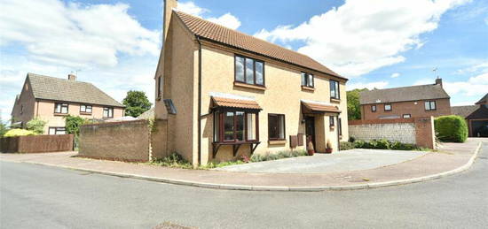 4 bedroom detached house