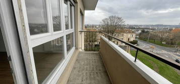 Location appartement 3 pièces 66 m²