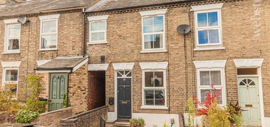 3 bed terraced house for sale