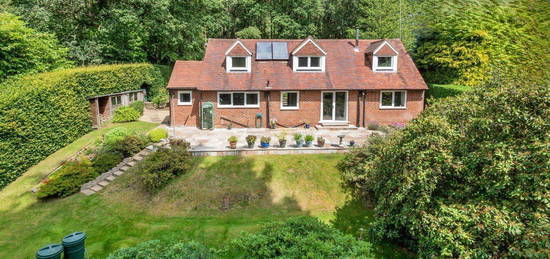 Detached house to rent in Whitmore Vale Road, Hindhead, Surrey GU26