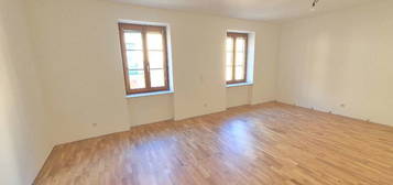 2-Zimmer Wohnung am Hauptplatz / Erstbezug