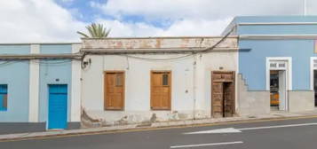 Casa en calle Miguel De Mujica, 5