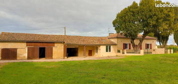 MAISON ANCIENNE en pierre 4 chambres, VERANDA, GRANGE en pierre et HANGAR avec 5 ha 15 a 31 ca de terres