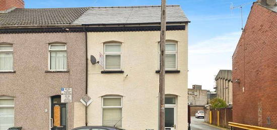 End terrace house to rent in Glebe Street, Newport NP19