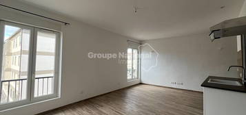 APPARTEMENT A LOUER A TARASCON LUMINEUX ENTIEREMENT RENOVE !