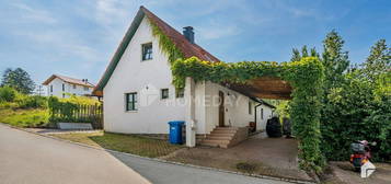 Tolles Einfamilienhaus mit großem Grundstück, Werkstatt und Naturbelassenheit