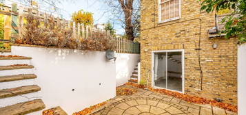 Flat for sale in Queens Road, Twickenham TW1