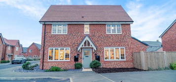 4 bed detached house for sale