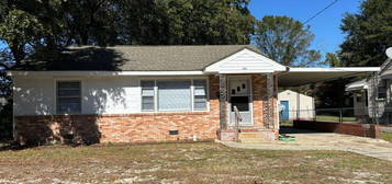 1203 Edgerton St, Goldsboro, NC 27530