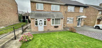 2 bedroom semi-detached house for sale