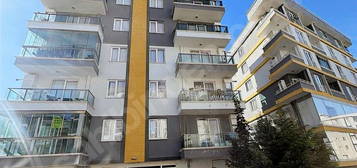 TRANVAYA CEPHE DENİZE 100 mt Mesafede SATILIK 1+1 DAİRE