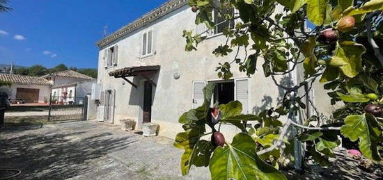 Casa indipendente in vendita in contrada Le Pietre, 13