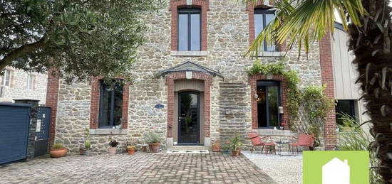 Maison 9 pièces 180 m²