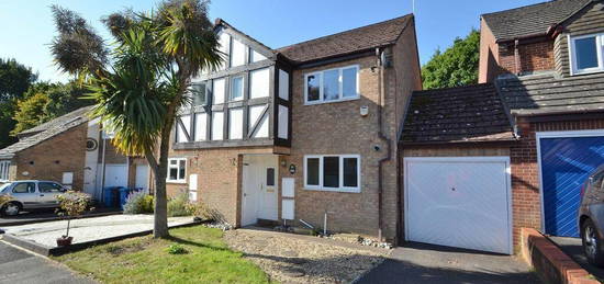 3 bedroom semi-detached house