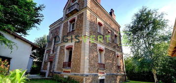 Maison  à vendre, 6 pièces, 4 chambres, 188 m²