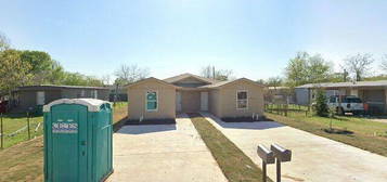 1604 Crockett St Unit B, Bellmead, TX 76705